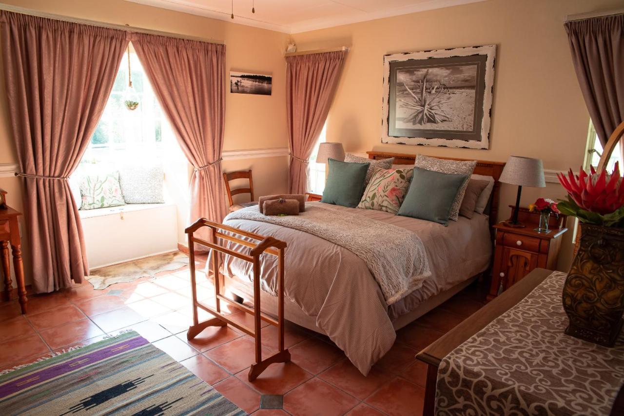 Roses&Pebbles B&B Guest House Klerksdorp Esterno foto