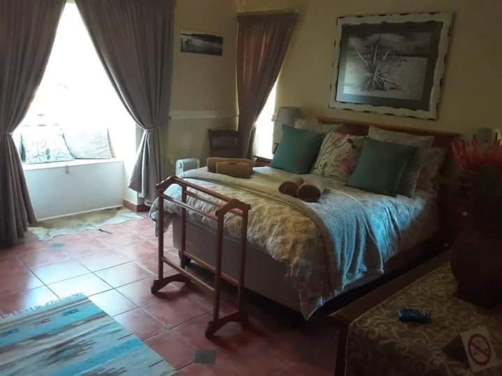 Roses&Pebbles B&B Guest House Klerksdorp Esterno foto